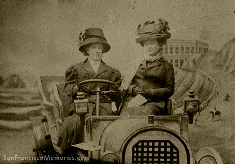 2women_car.jpg