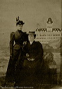 2women_bench_1