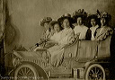 6women_car